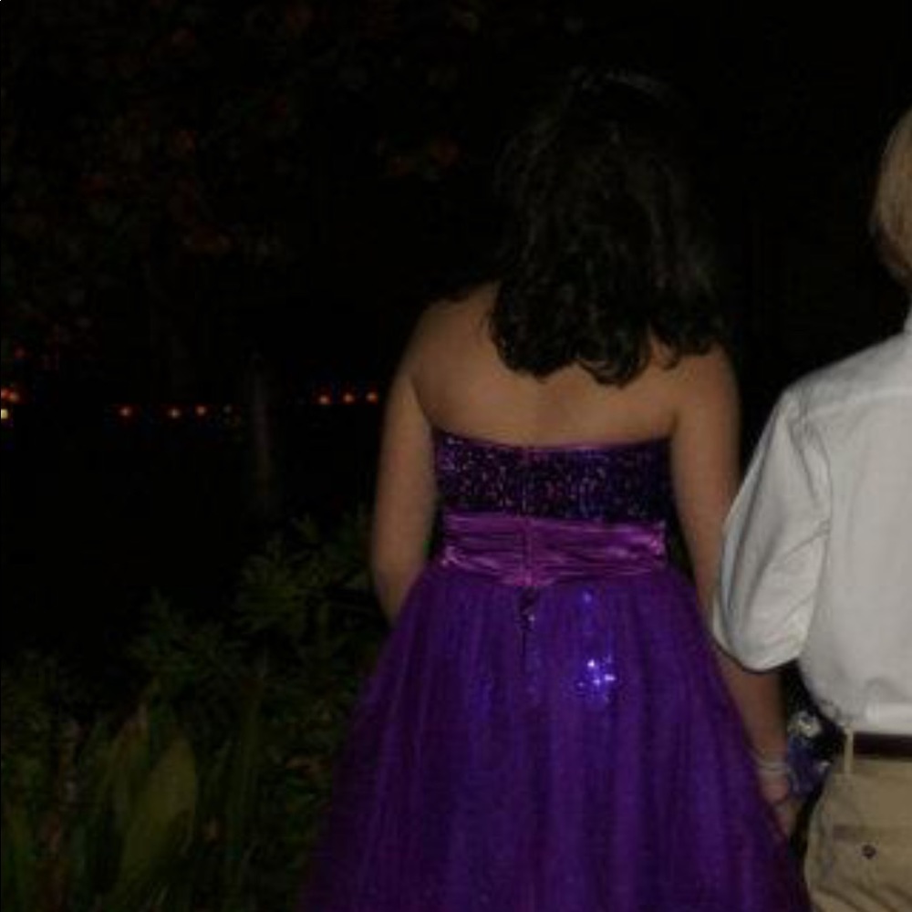Dave And Johnny Dress View 5